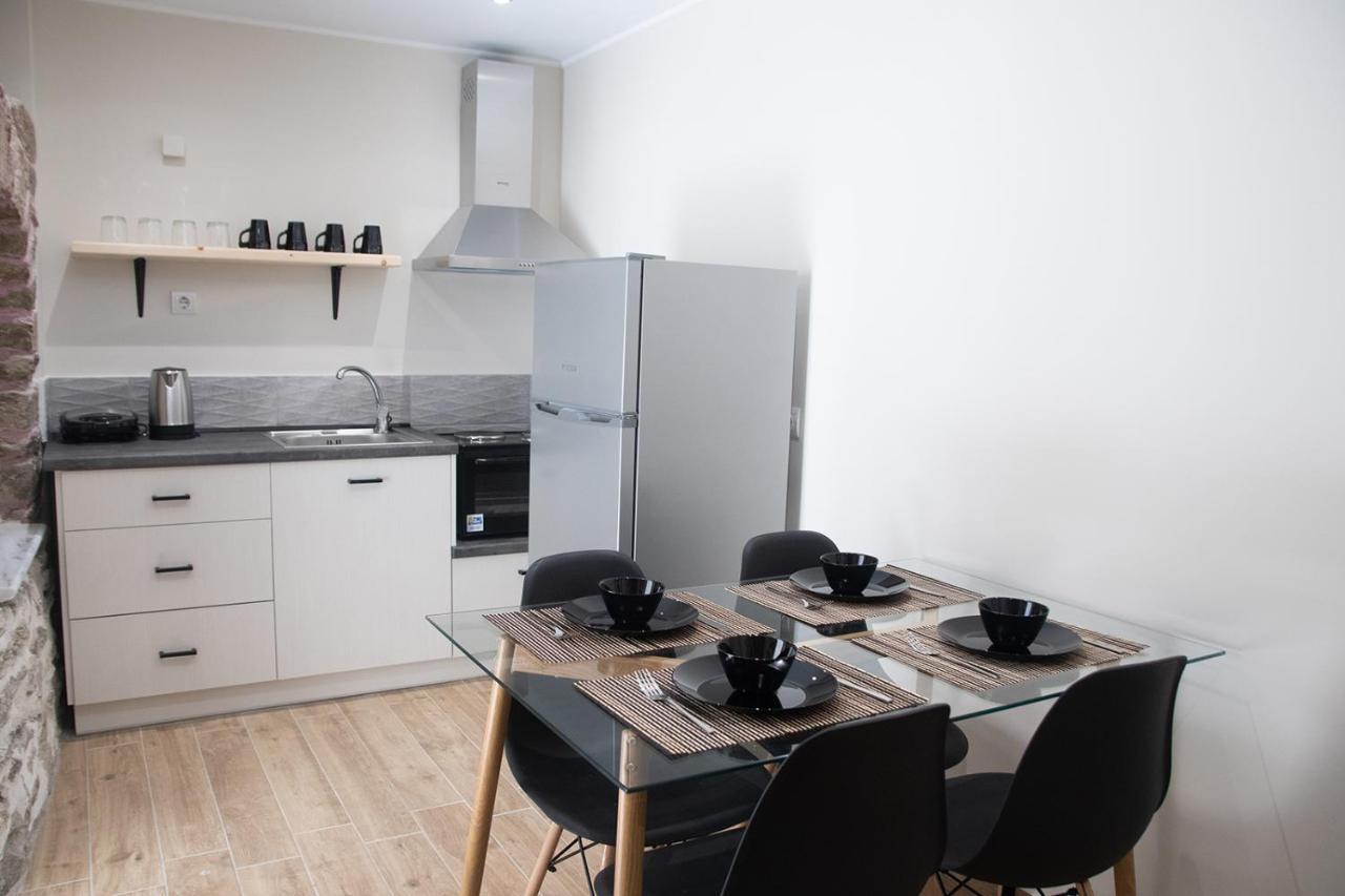 דירות קאבאלה Agiopetra Lofts מראה חיצוני תמונה
